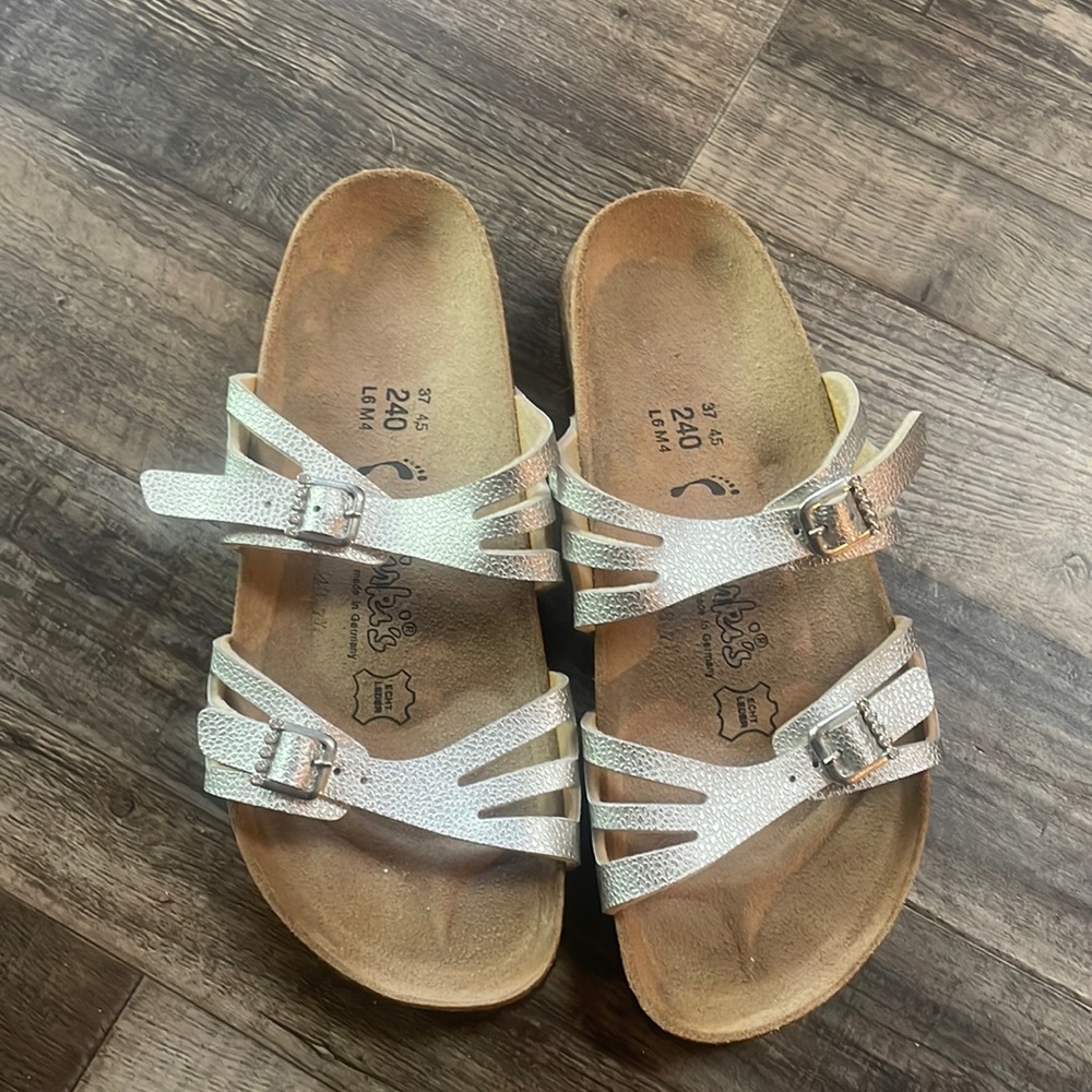 birkenstocks size 7
